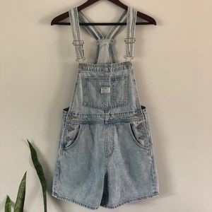 Levi’s Shorteralls